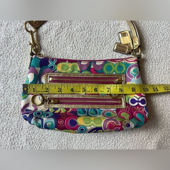 COACH POPPY LIMITED EDITION GRAFFITI SHOULDER BAG - Picture 10 of 11